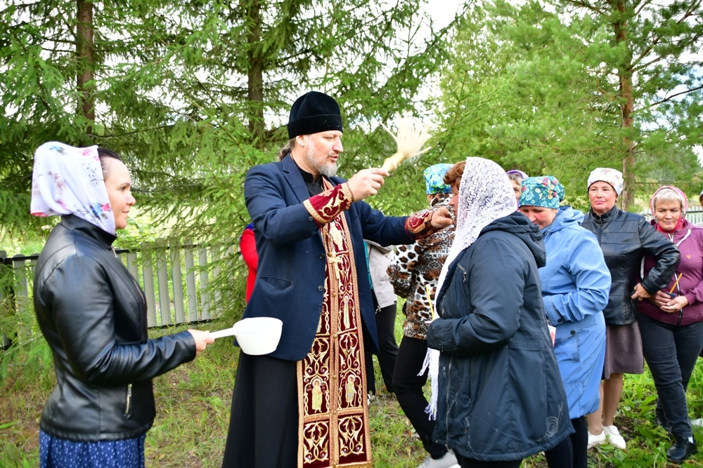 Янаульский район: православные собрались ради совместной молитвы о здравии воинов СВО