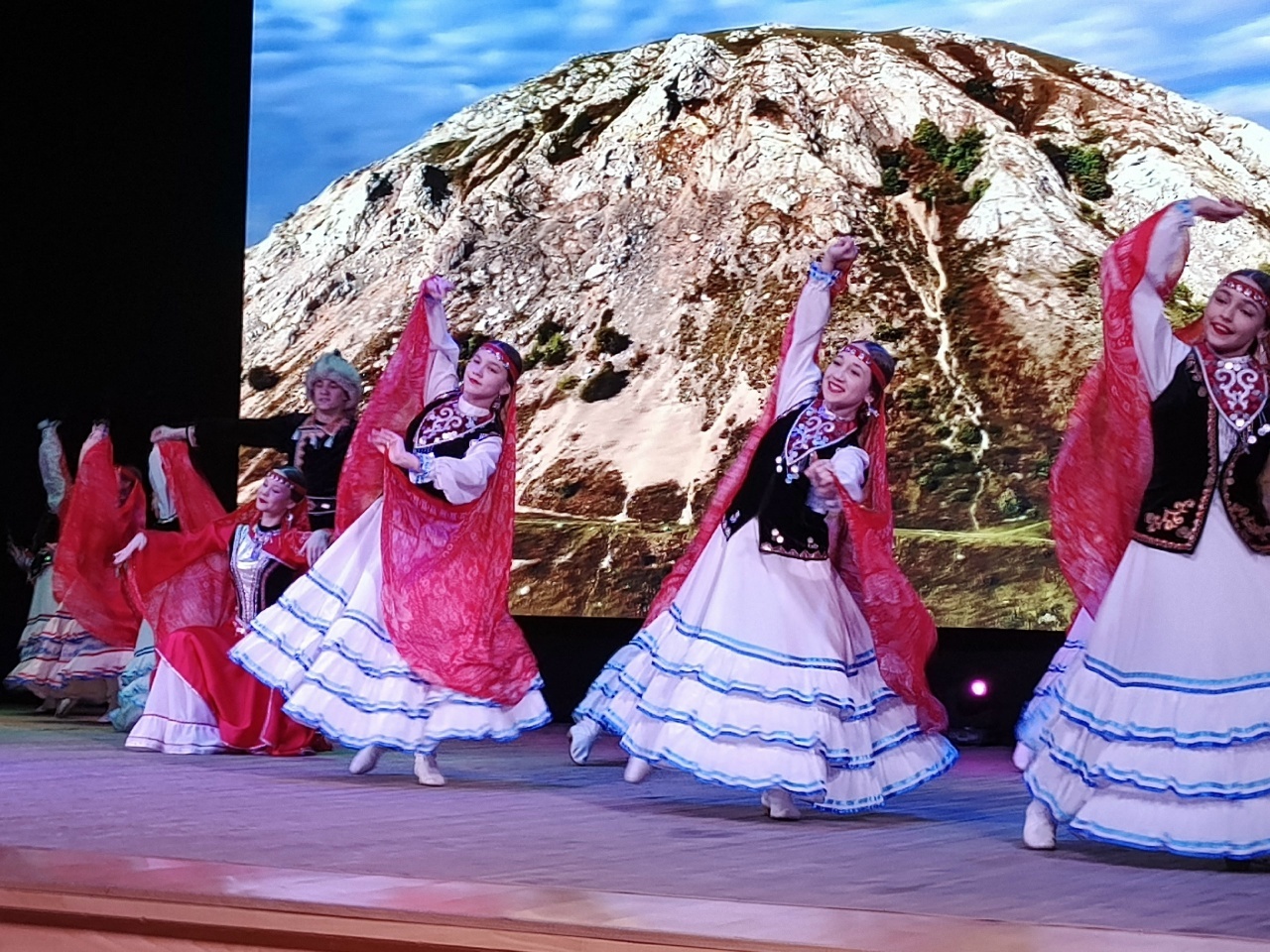 В Янауле прошли торжества в честь Дня защитника Отечества