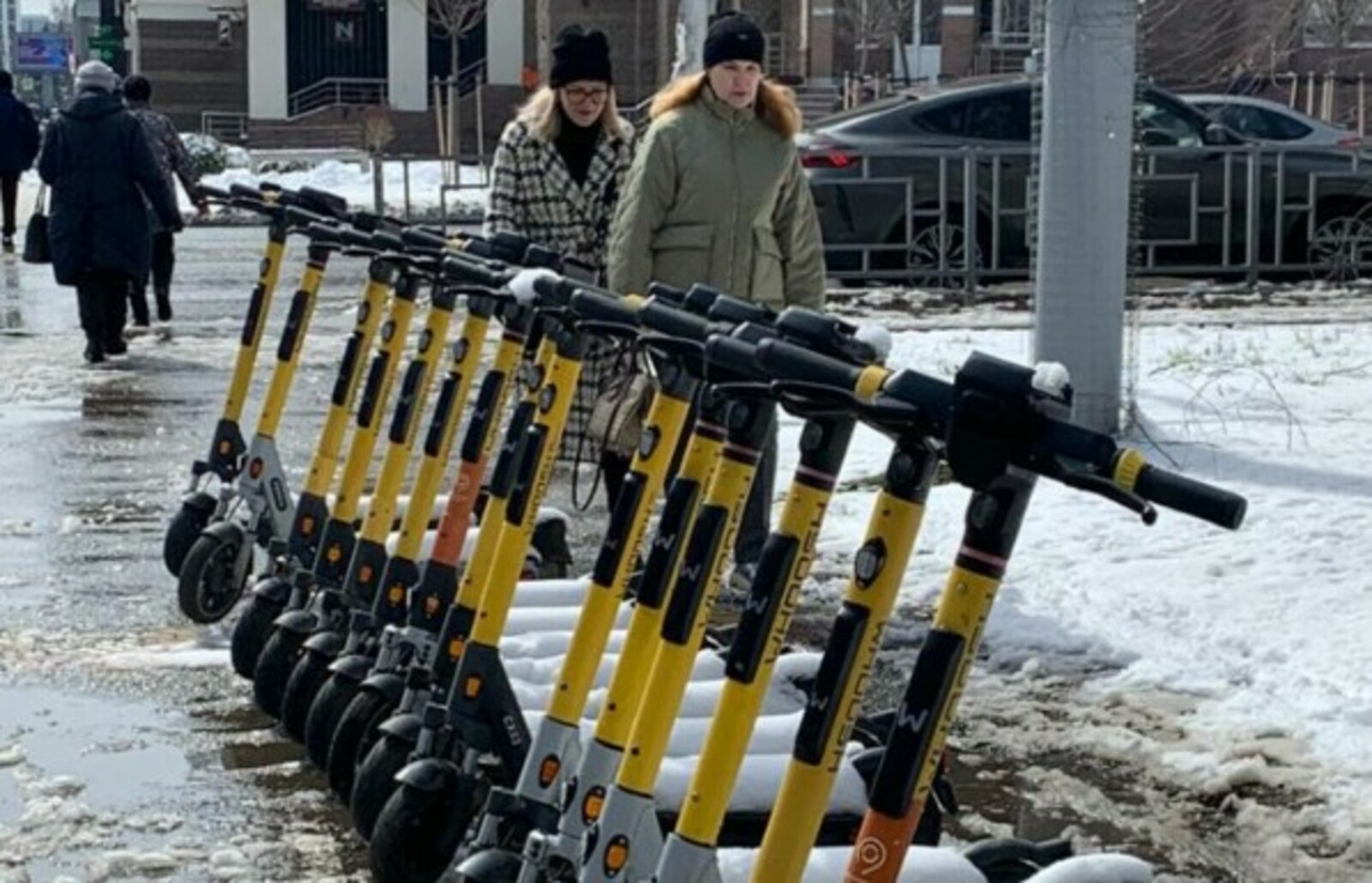 Электросамокаты на улицах Уфы: как остановить лихачей?