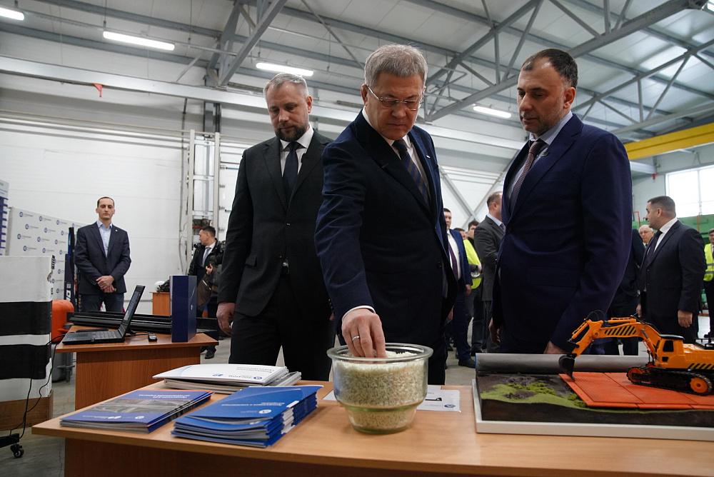 Глава Башкортостана Радий Хабиров провёл выездной «Промышленный час»