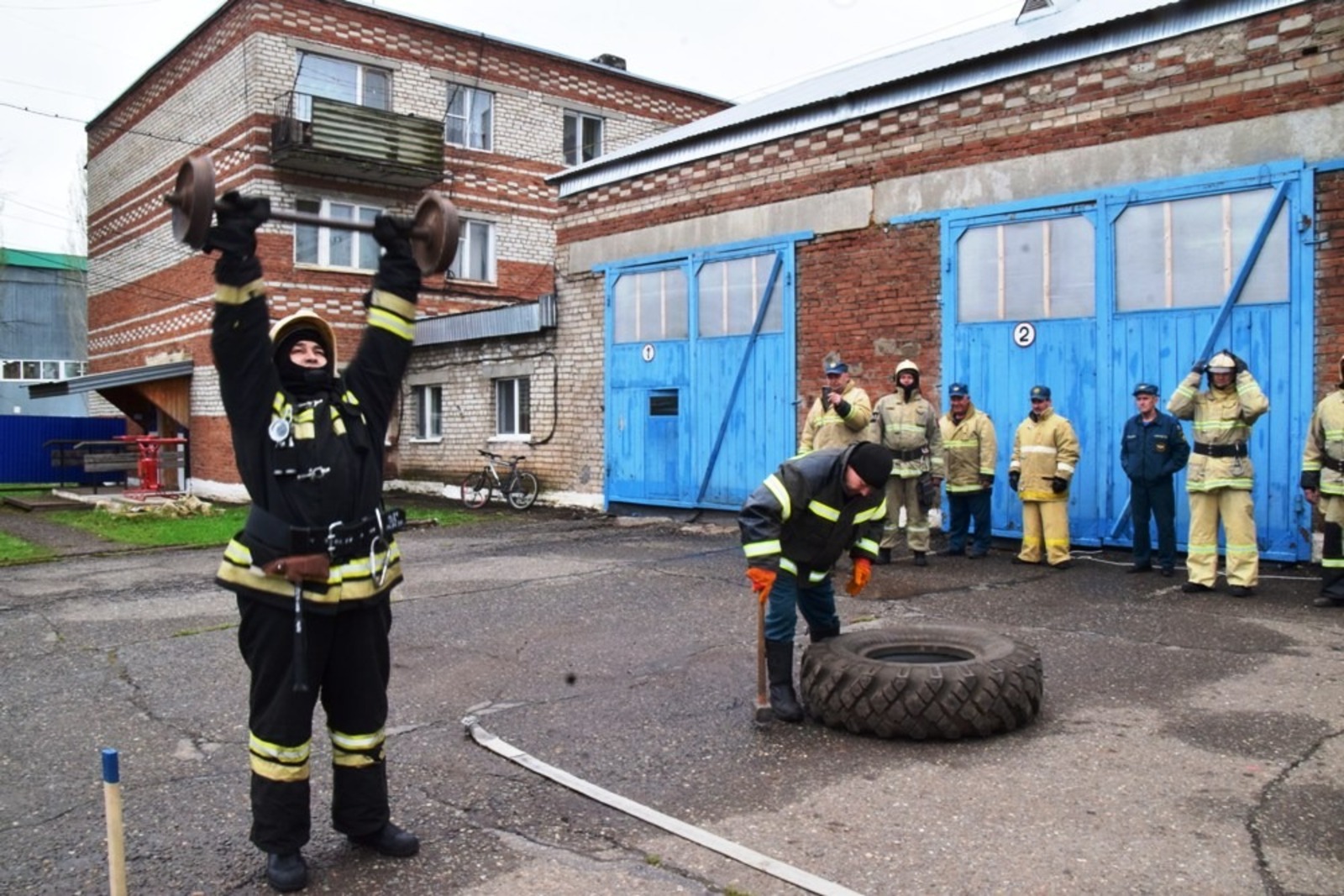 Ильдар Шарипов  В Янауле прошел пожарный кроссфит