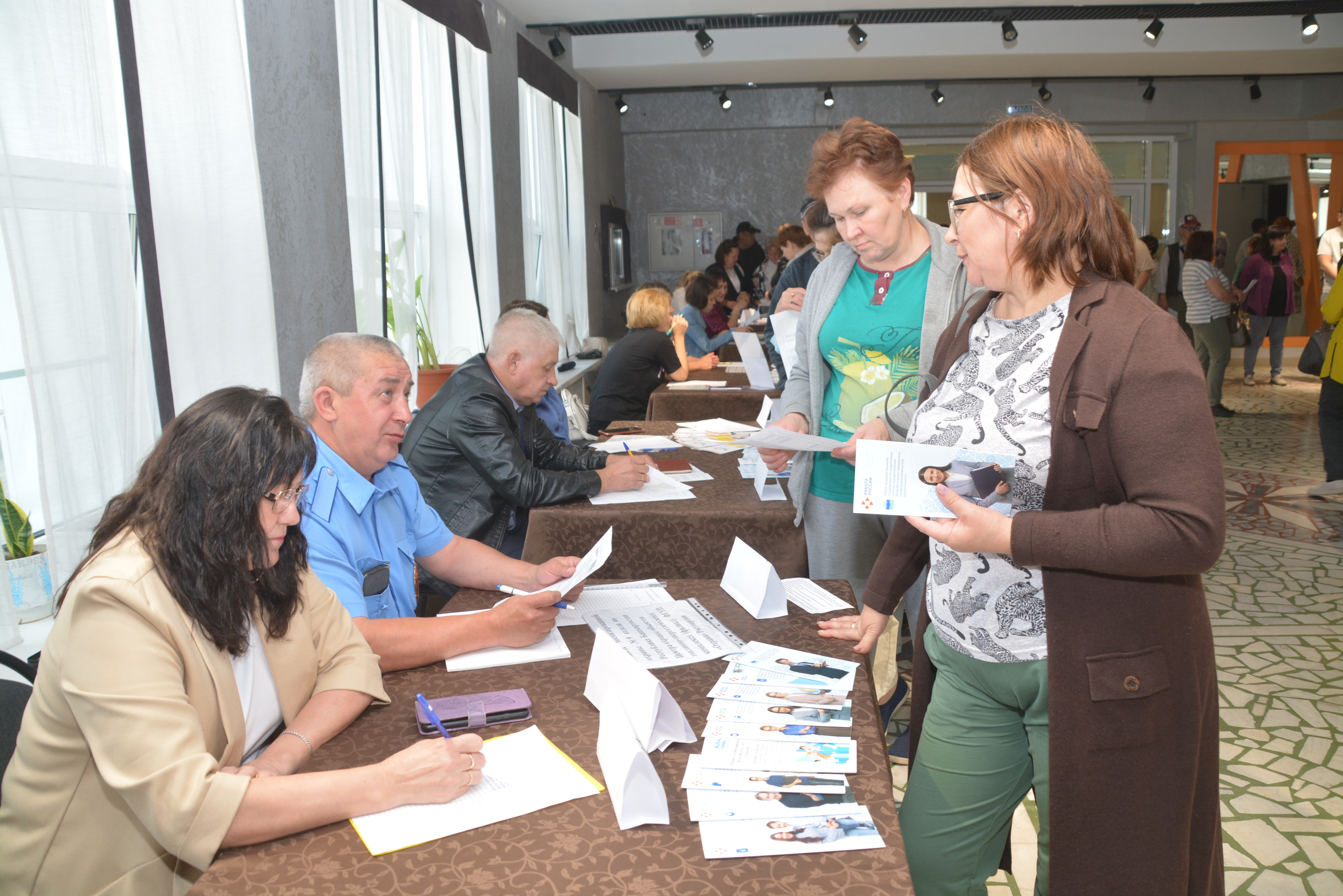В Янауле прошла Всероссийская ярмарка трудоустройства