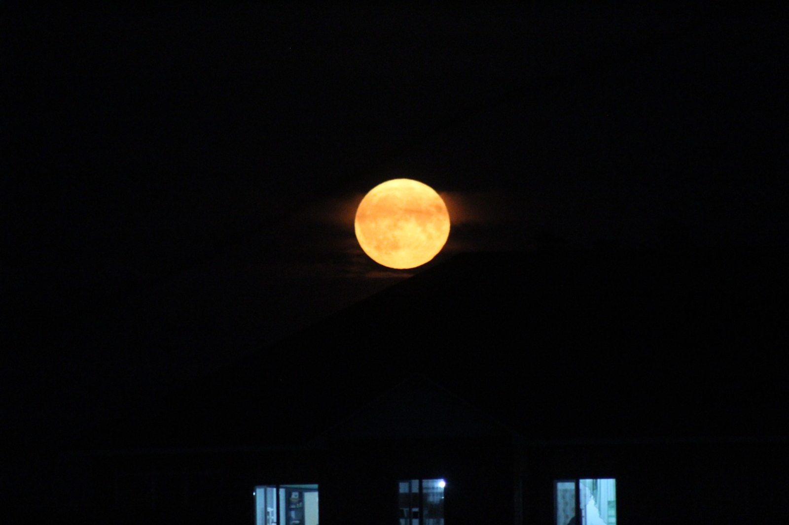 Ильдар Шарипов  Красная луна в Янауле