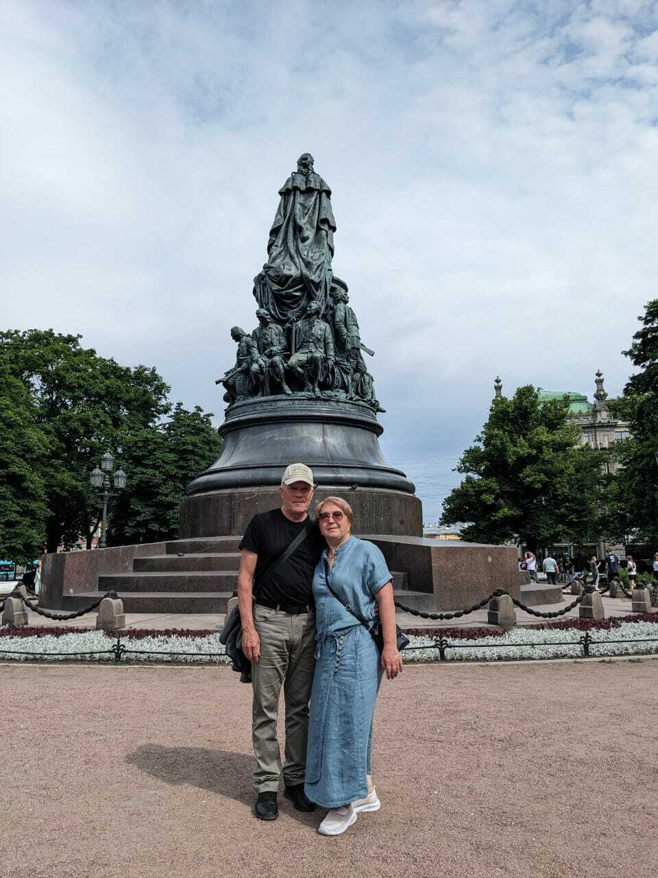 Хотела стать учителем, а выбрала медицину. И ничуть не жалеет об этом