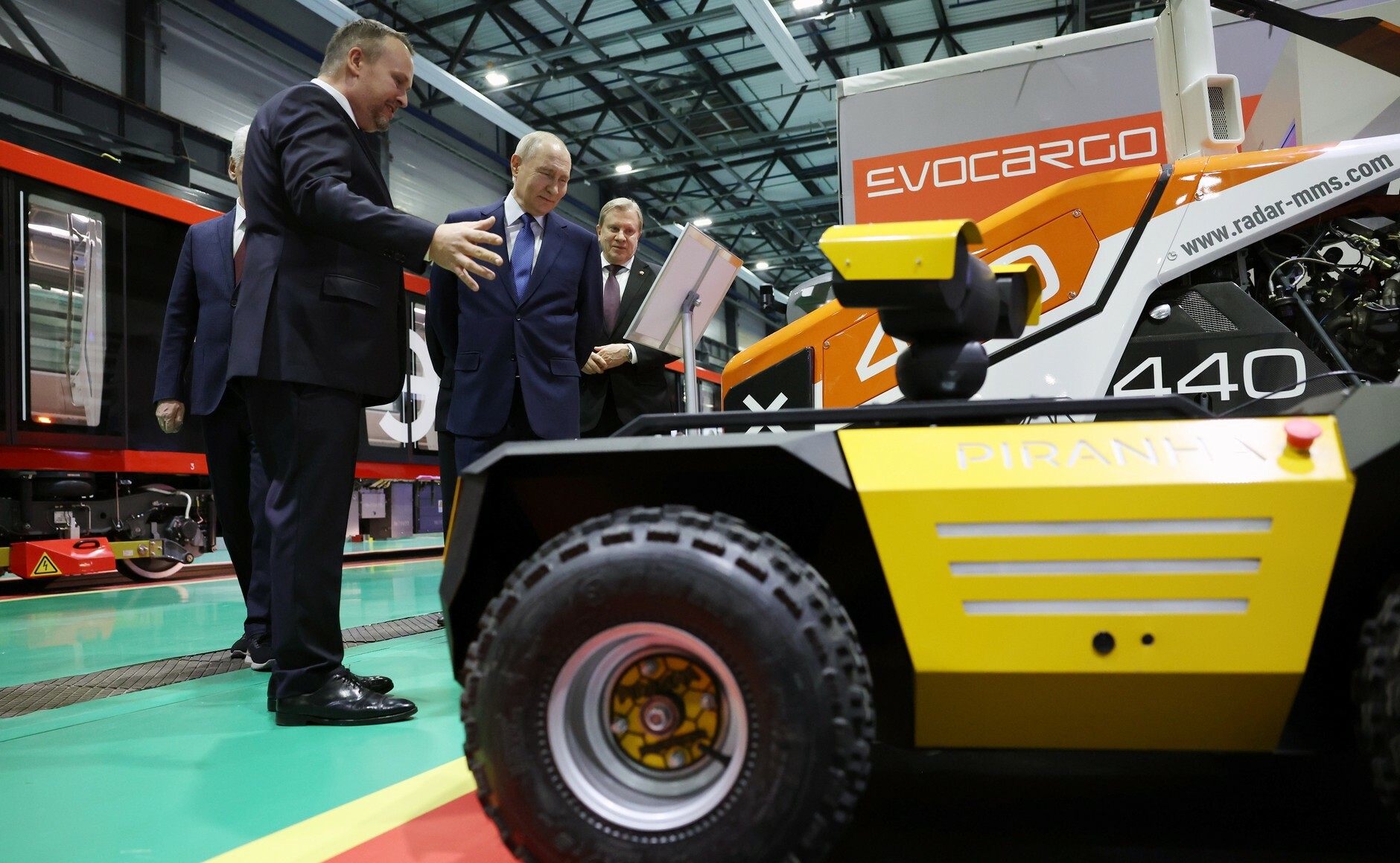 Кремлин.ру Владимир Путин провел совещание по вопросам развития автономных систем