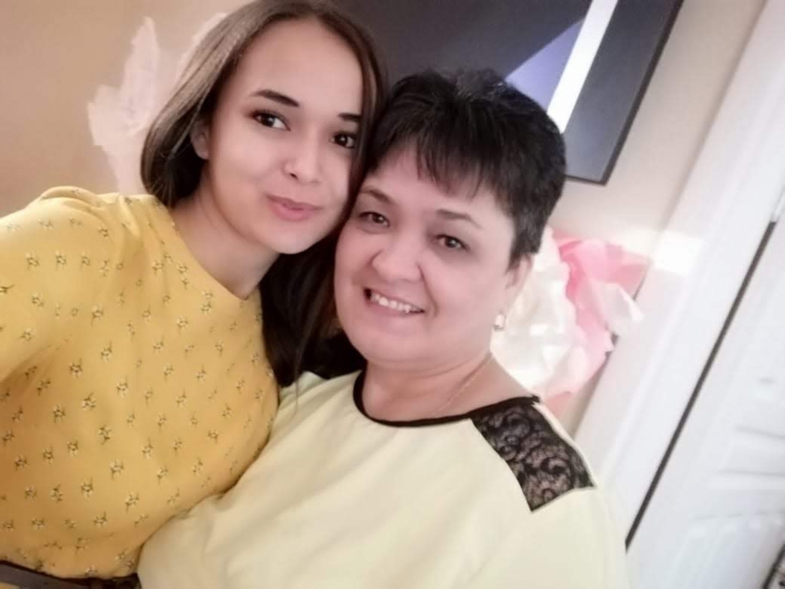 Искренние слова благодарности мамам звучат из уст детей