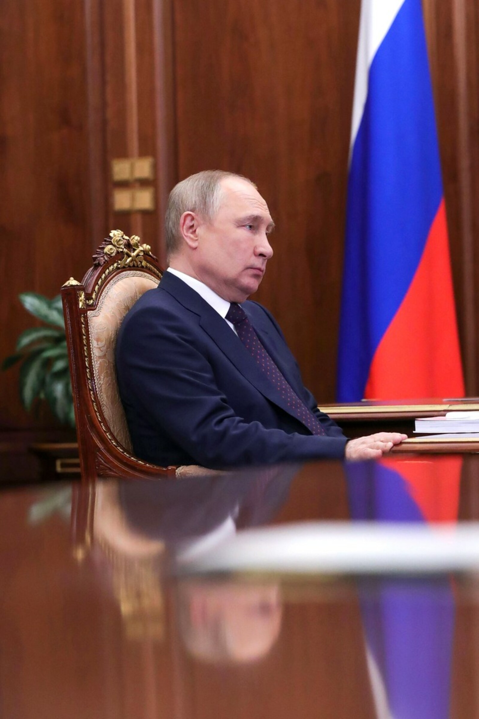 Владимир Путин пообщался по телефону с президентом Казахстана Касым-Жомартом Токаевым