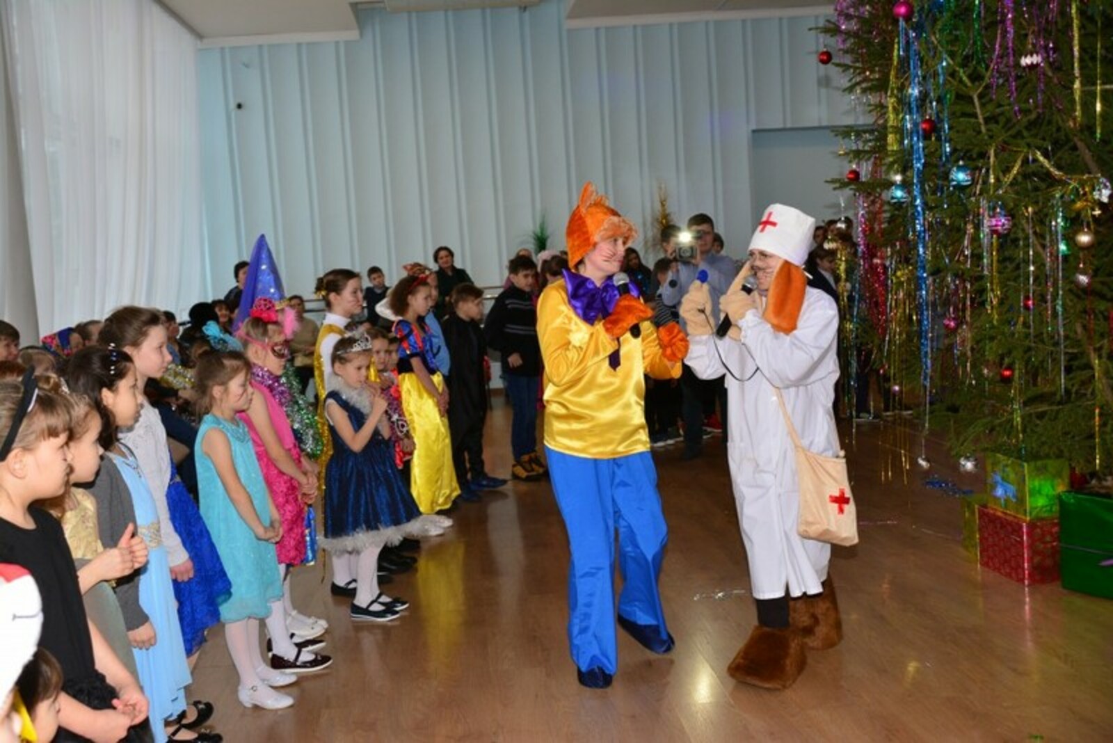 Стало известно, как в Башкирии будут организованы новогодние мероприятия в школах на фоне COVID-19