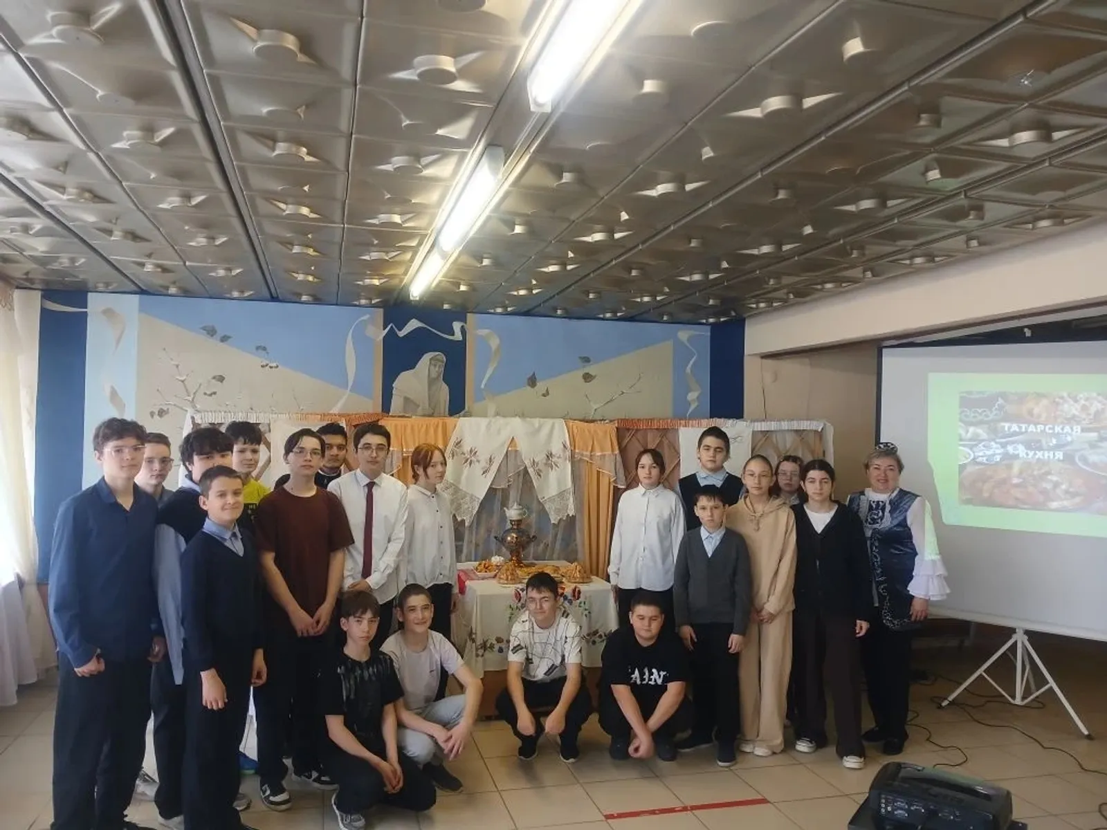 Пили чай с травами. Вприкуску с вак-балешем