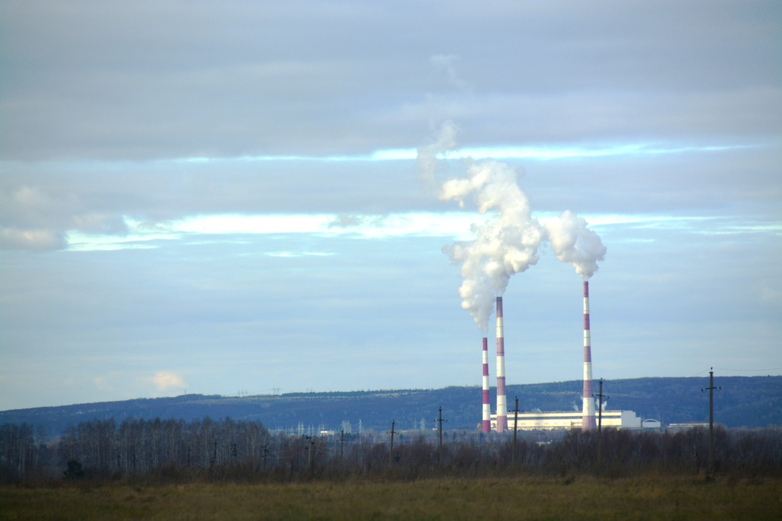 Ильдар Шарипов  Вид на Кармановскую ГРЭС (Янаульский район)