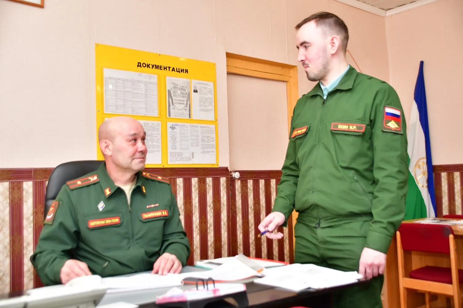 Рустам Сангов  Военный комиссар Виталий Галиуллин и старший помощник Ильшатом Яхиным.
