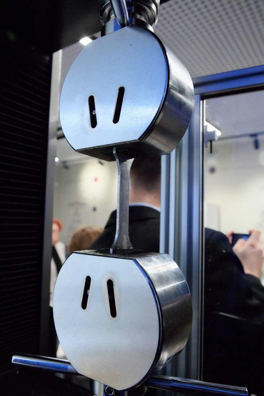 УГНТУ открыл современную лабораторию по металловедению