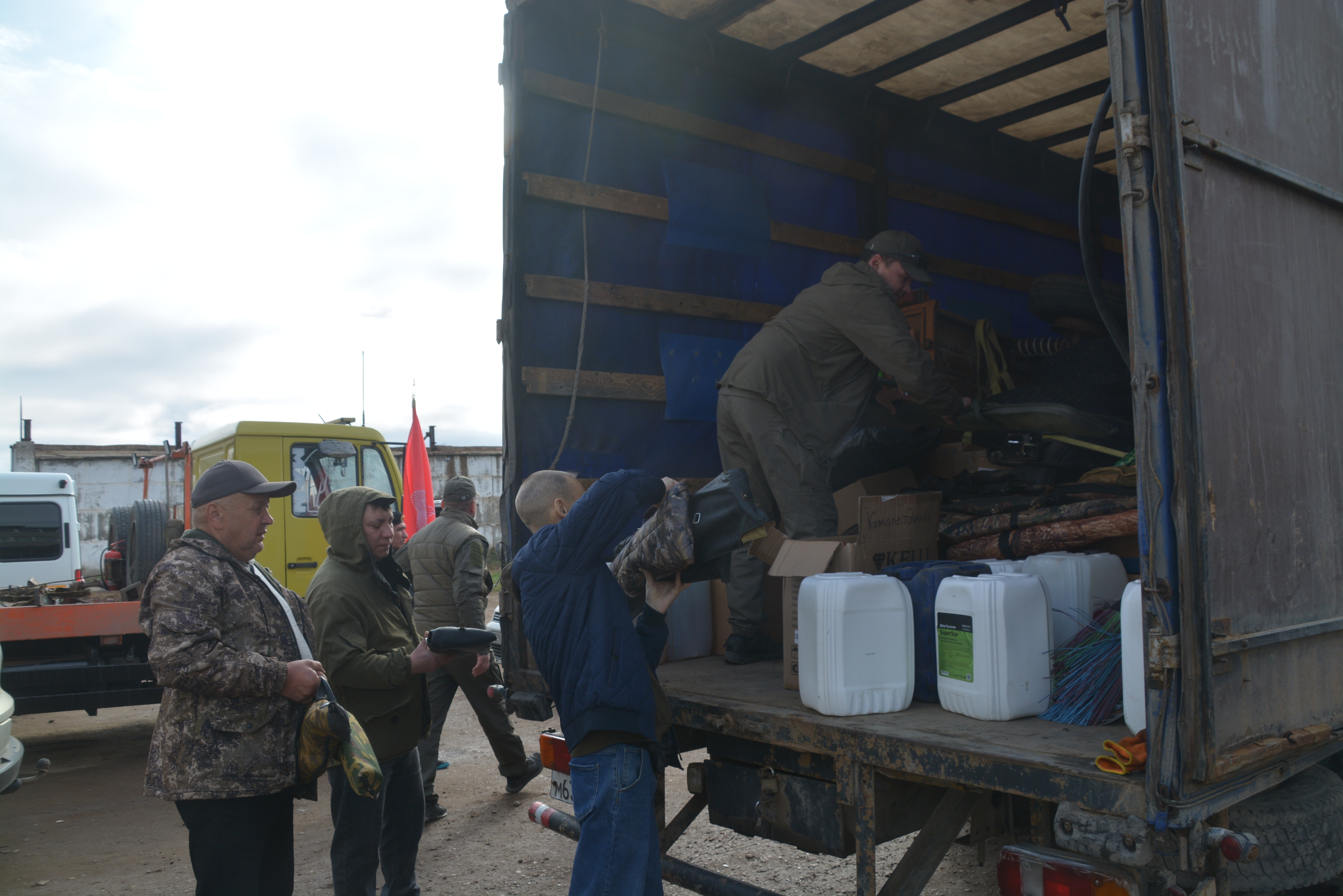 Янаульские волонтеры вновь отправились в зону СВО