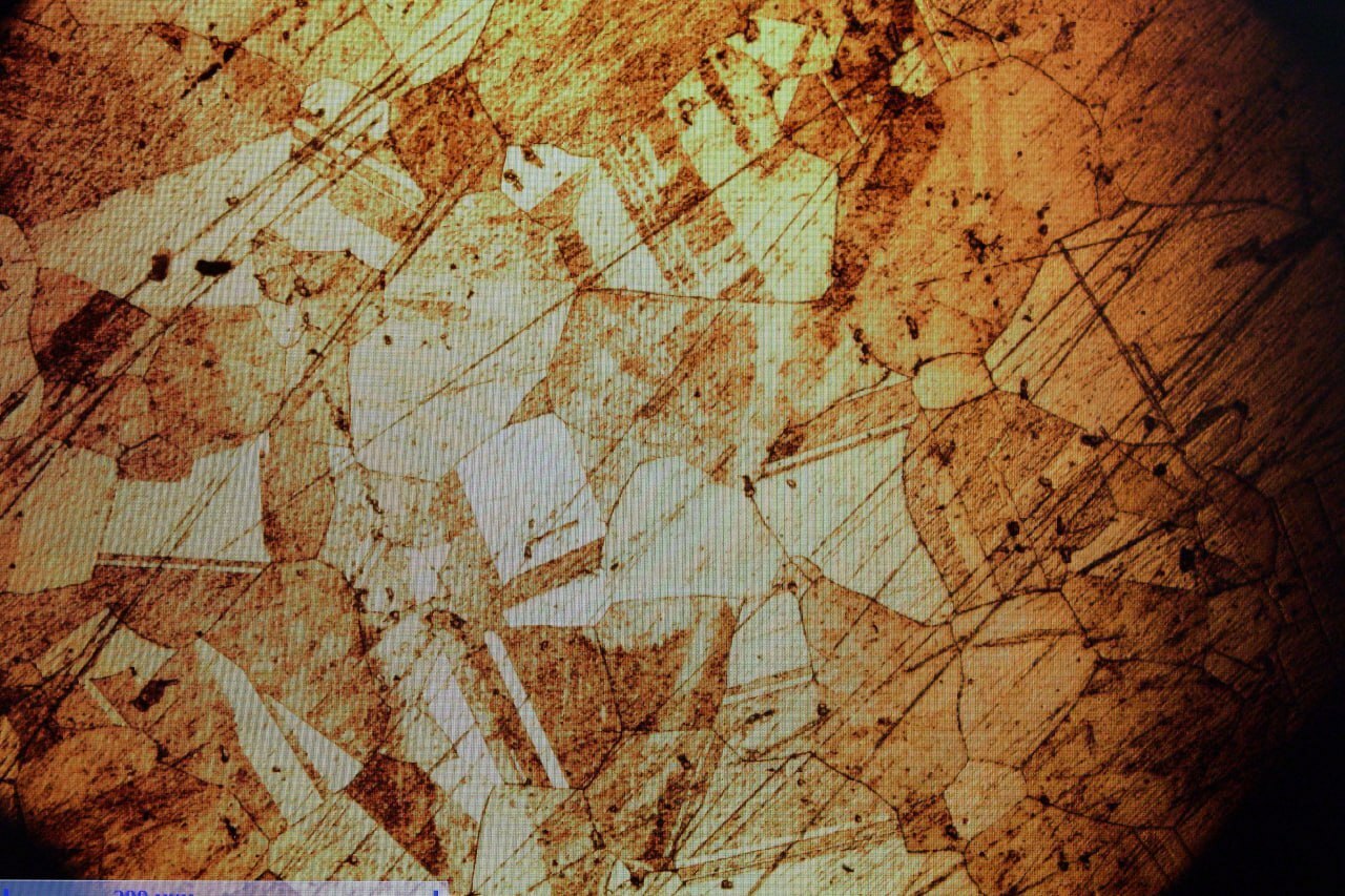 УГНТУ открыл современную лабораторию по металловедению