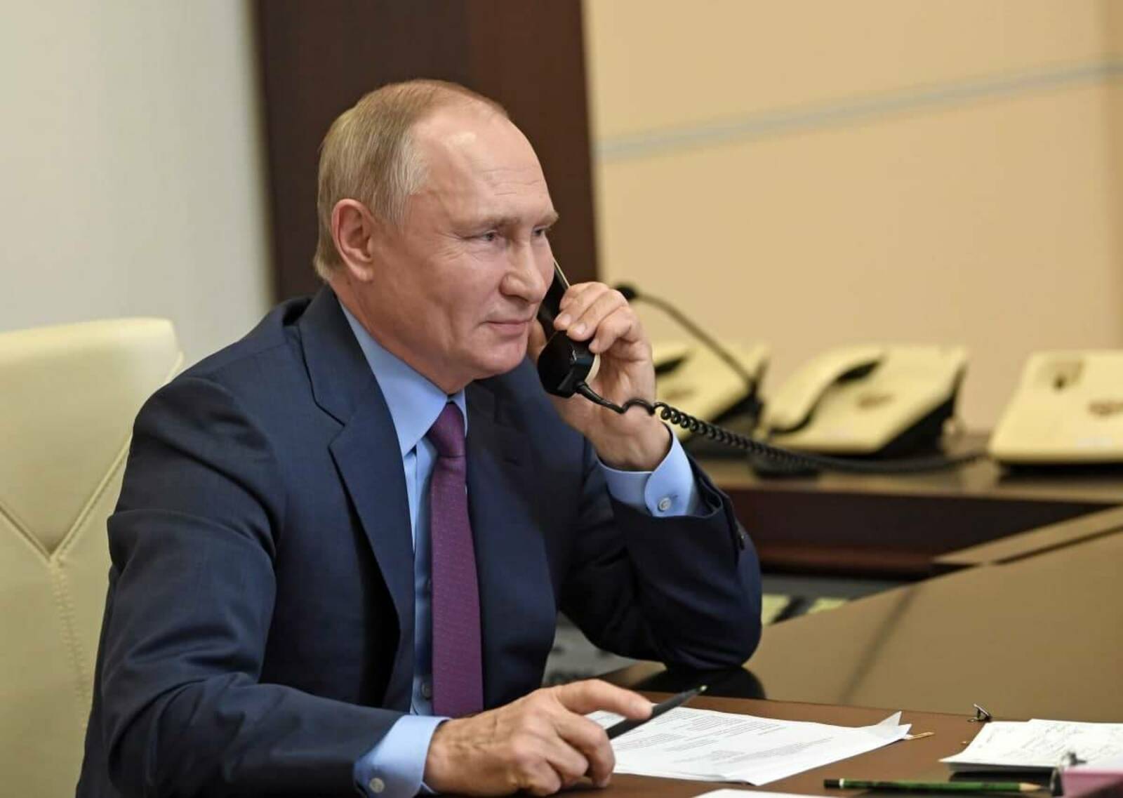 Владимир Путин провел телефонные переговоры с лидерами стран СНГ