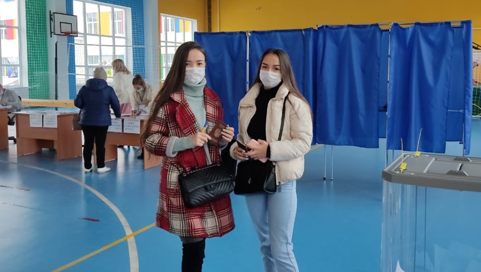 Близнецы Альфия и Гульфия Миннегуловы впервые приняли участие в выборах