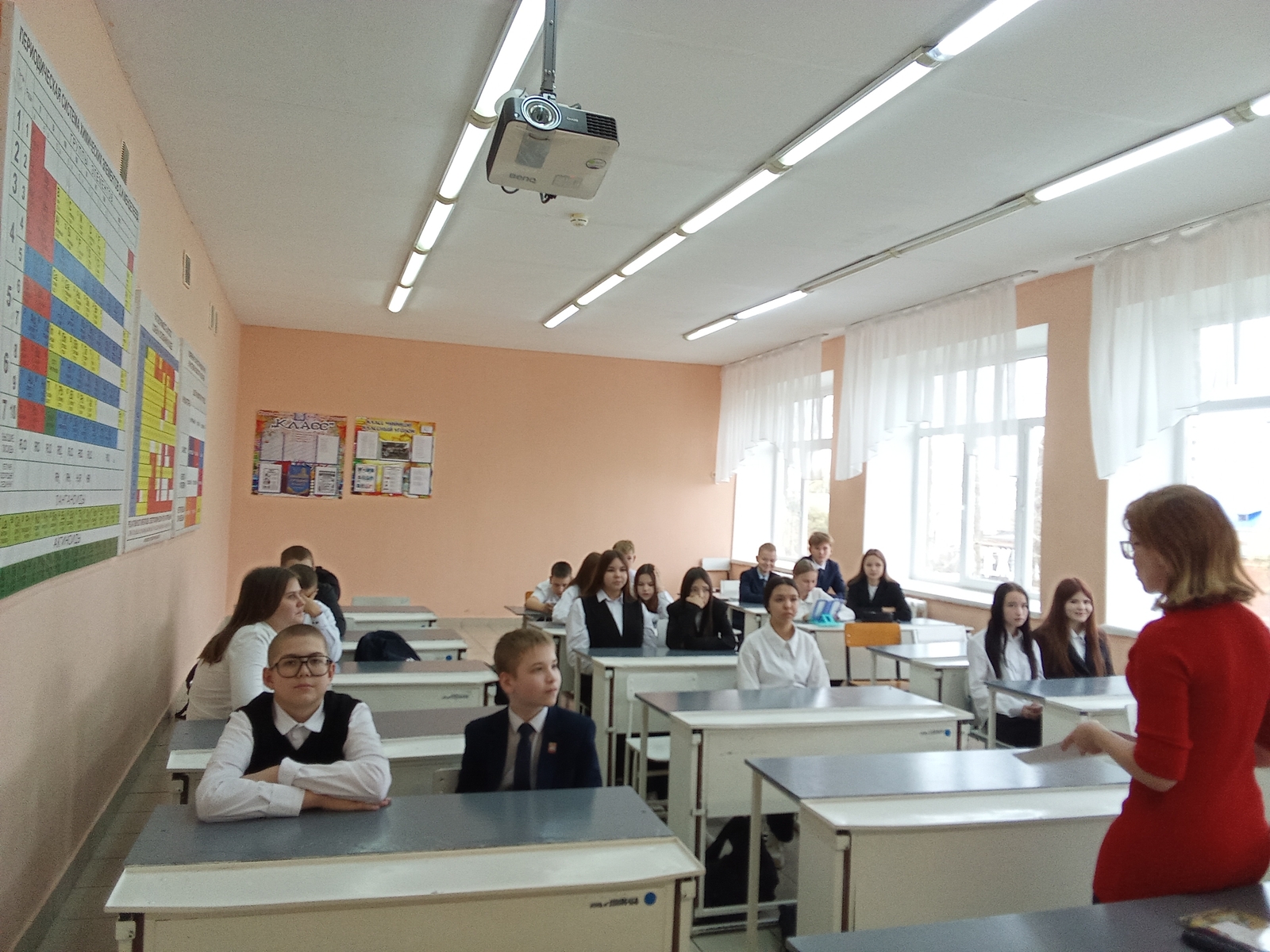 В янаульском лицее стартовал проект «Пчеловод с малых лет»