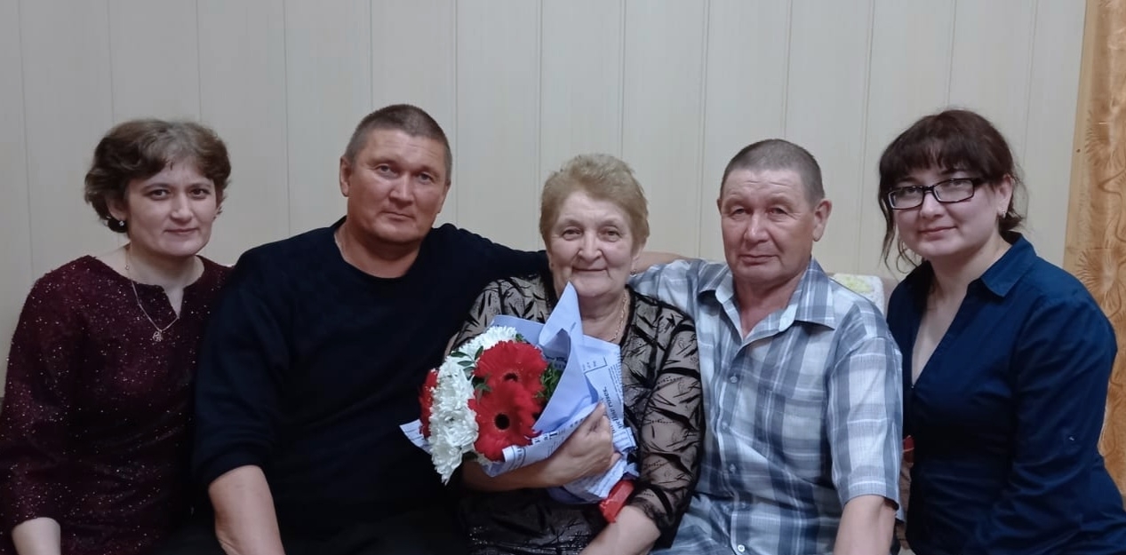 Спасибо, родная, что подарила нам жизнь, за безграничную любовь и большое сердце