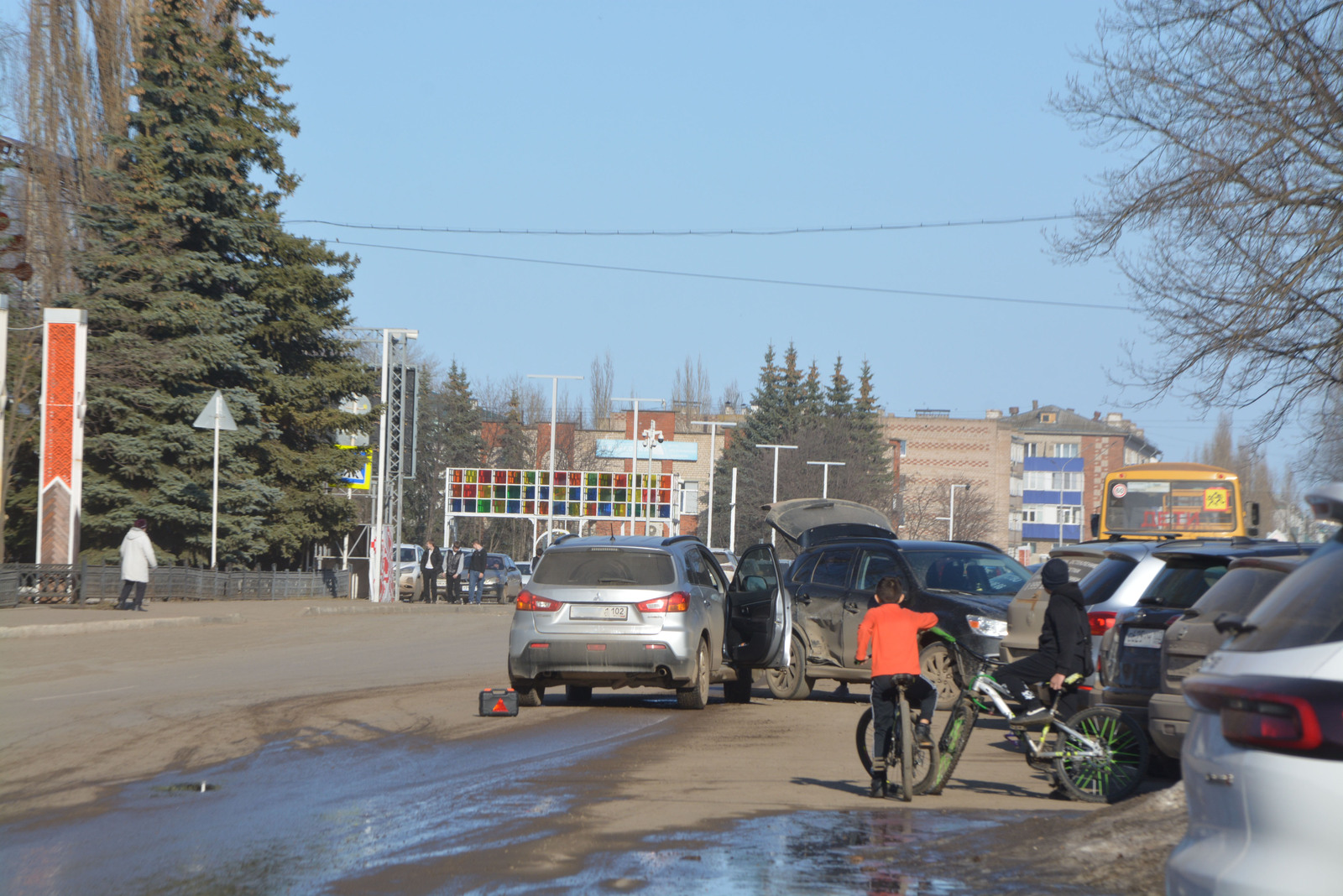 Янаул. Механическое ДТП на Азина