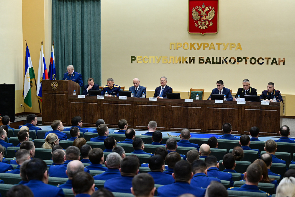 glavarb.ru Хабиров попросил прокуратуру взять на особый контроль безопасность детей