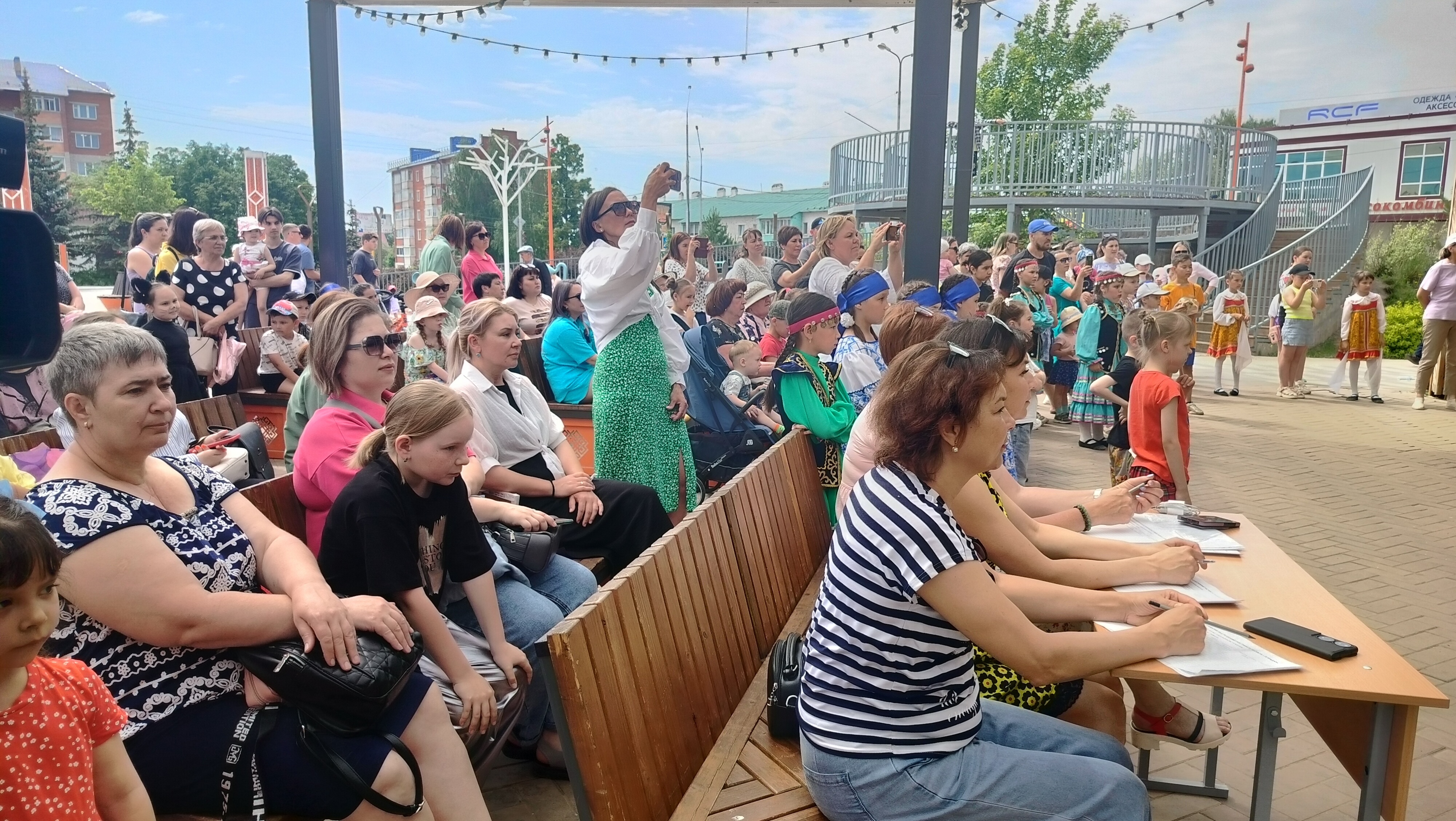 В Янауле прошел фестиваль талантливых детей «Тетрадар»