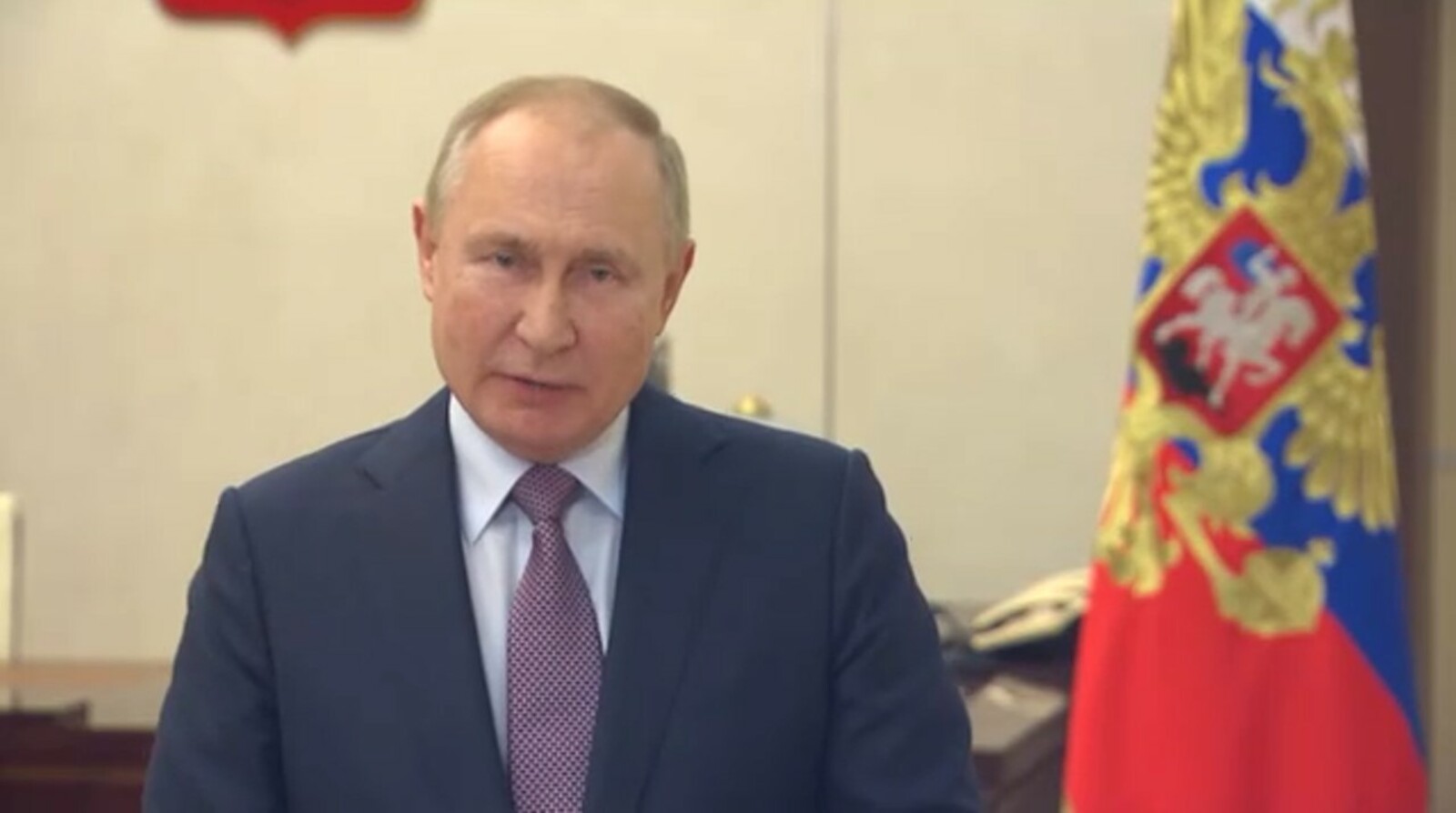 Владимир Путин поздравил спасателей
