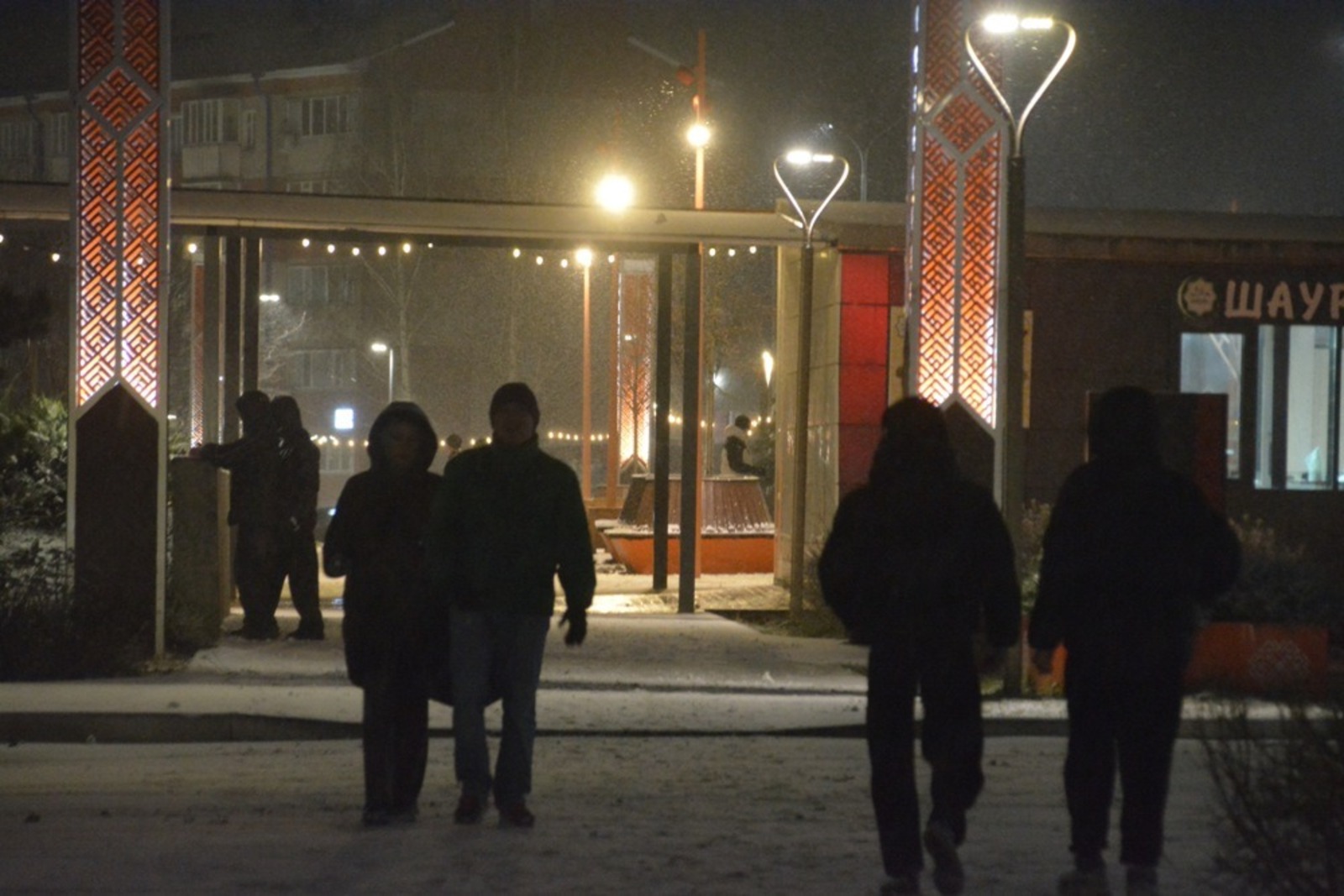 Фото Ильдара Шарипова  Янаул, Ёлочная площадь в начале зимы