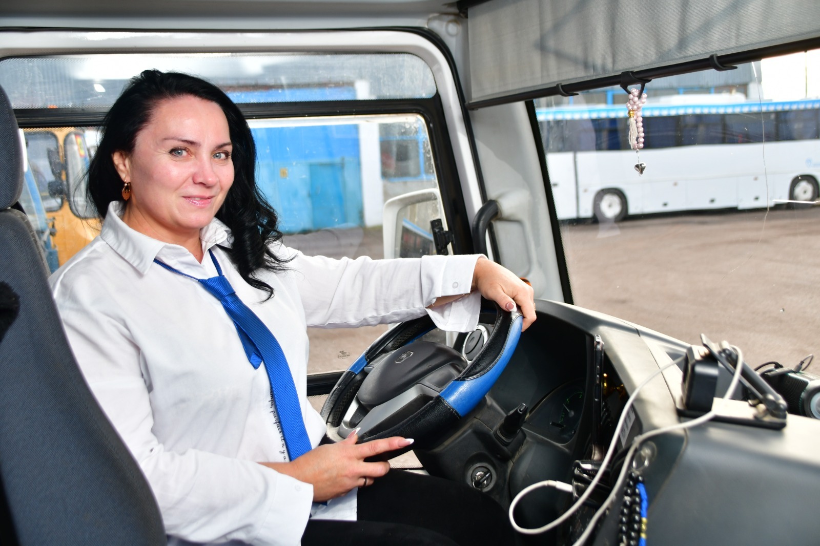 Рустам Сангов  Водитель автобуса Елена Фархисламова (Янаул)