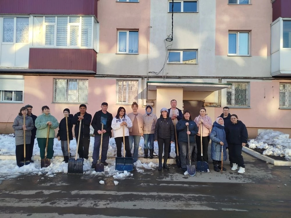 Жители Башкирии присоединились к экоакции «День чистых дворов и добрых соседей»
