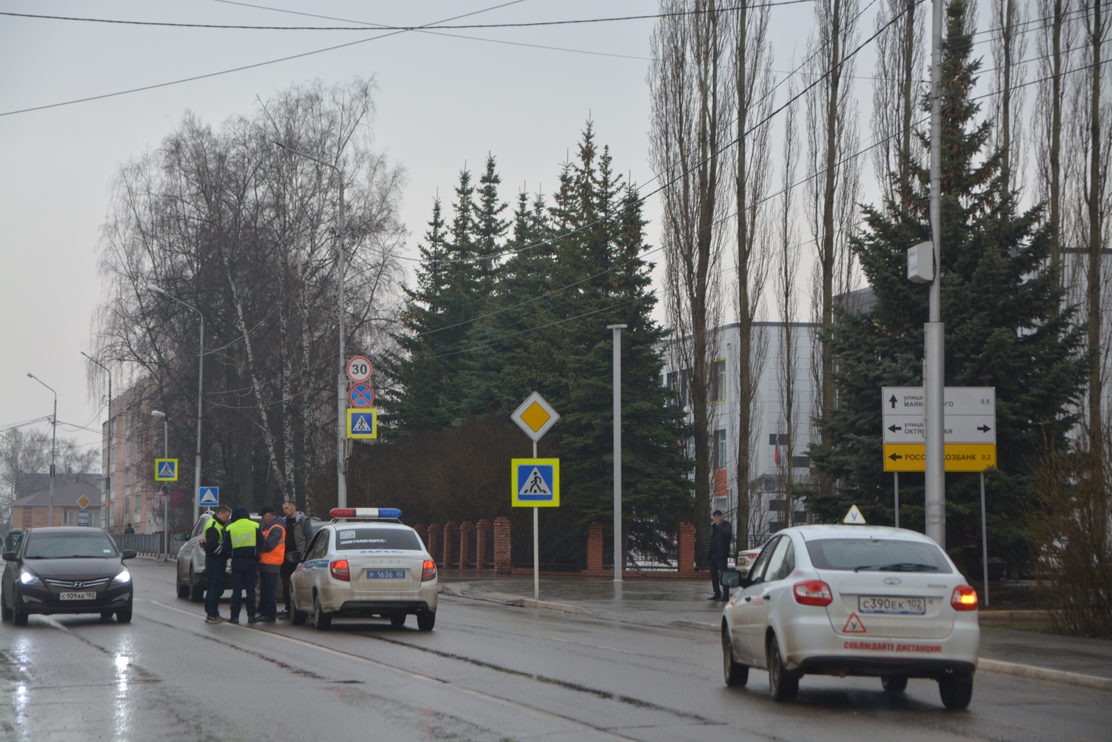 Механические ДТП фиксируются и на старте начавшейся недели