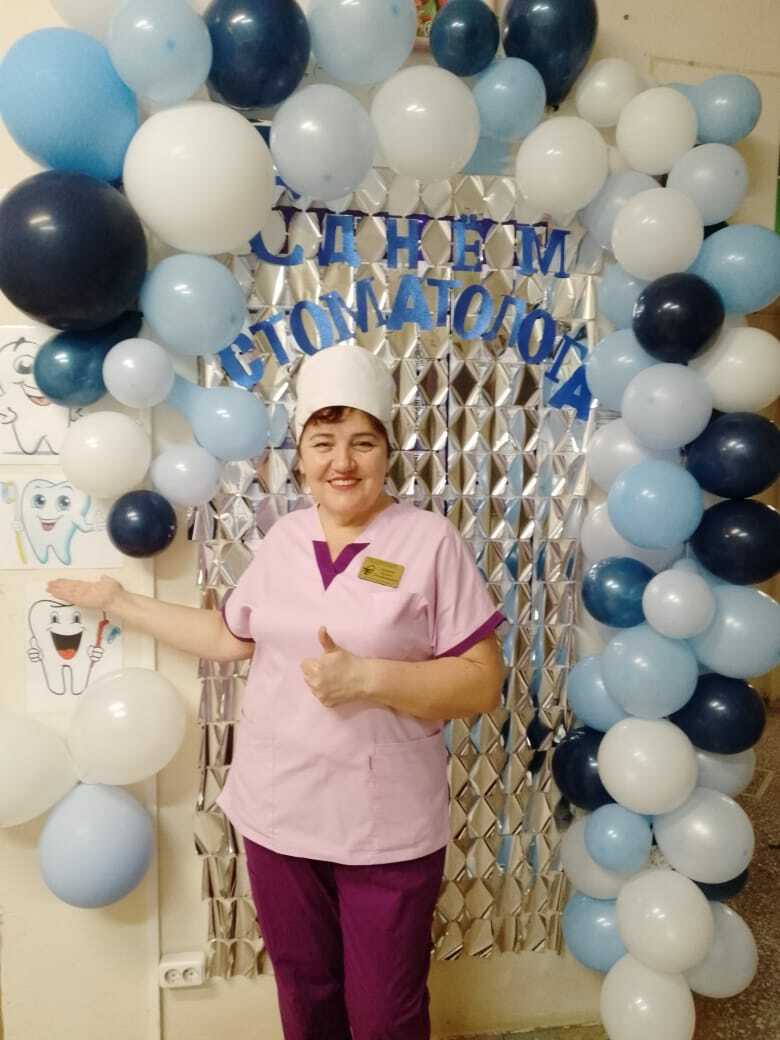 Нашу маму многие янаульцы называют зубной феей