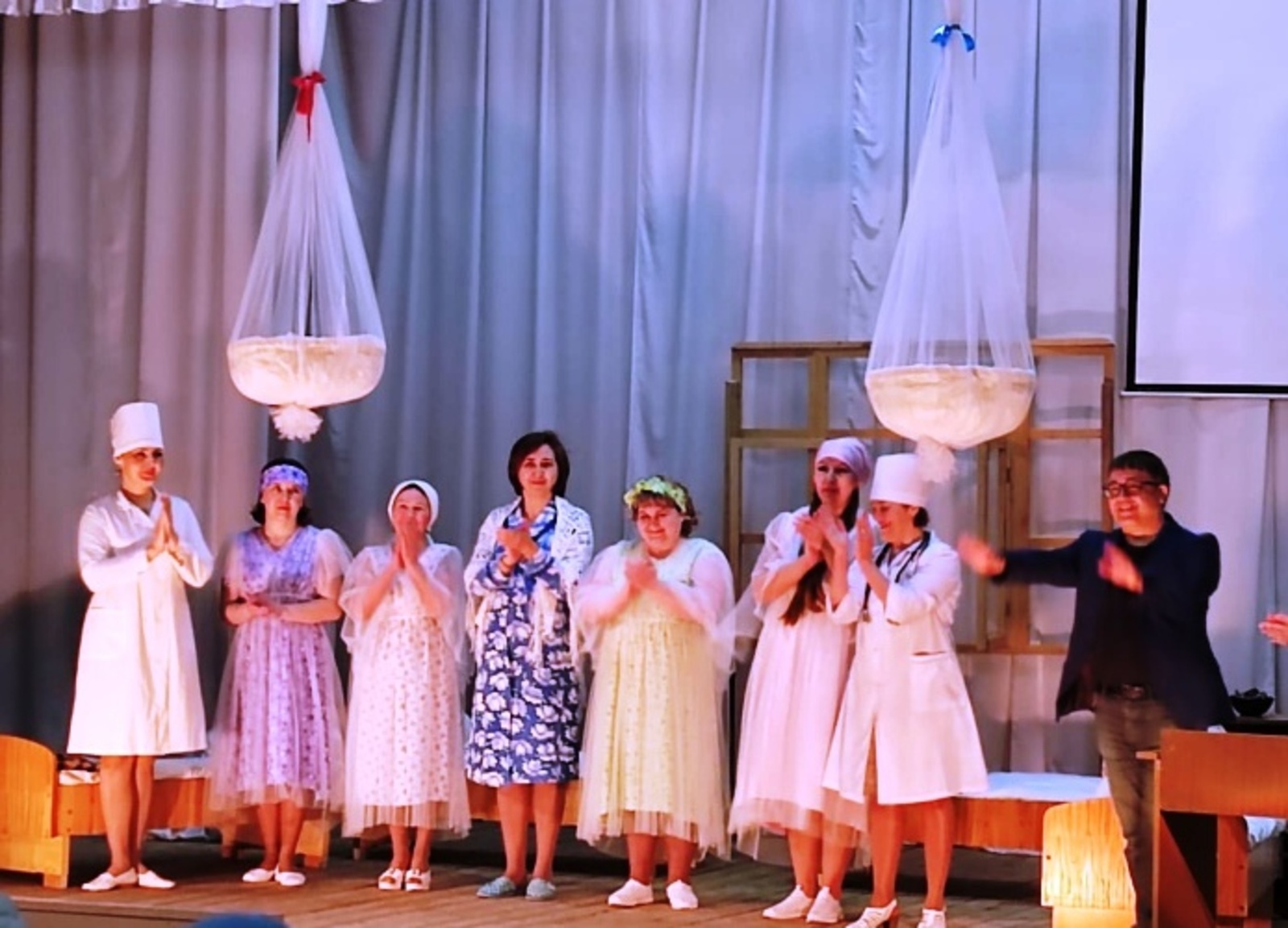 Народный татарский театр «Хаят» встречает Международный день театра премьерой