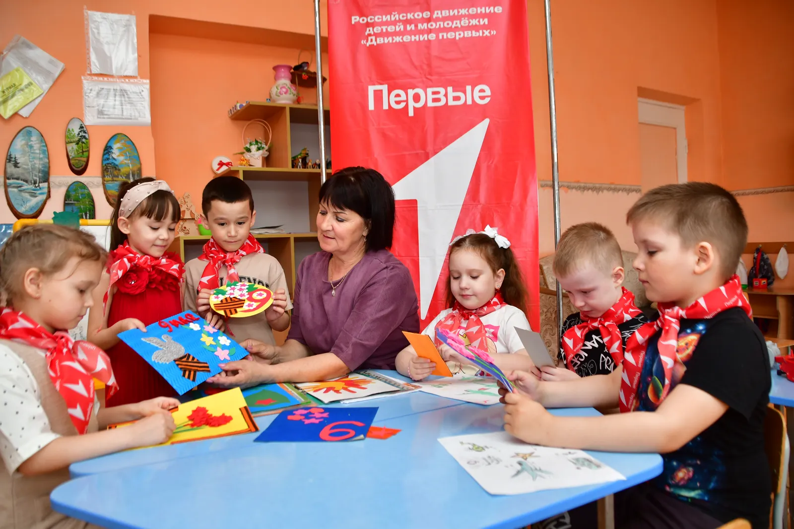Воспитатель Галишина