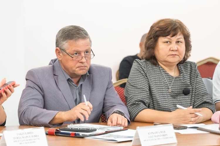 Нужно повышать престиж профессии медика