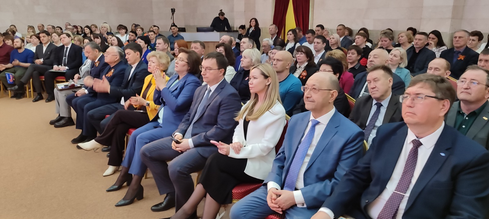 В столице Башкирии прошло торжественное собрание, посвященное Первомаю