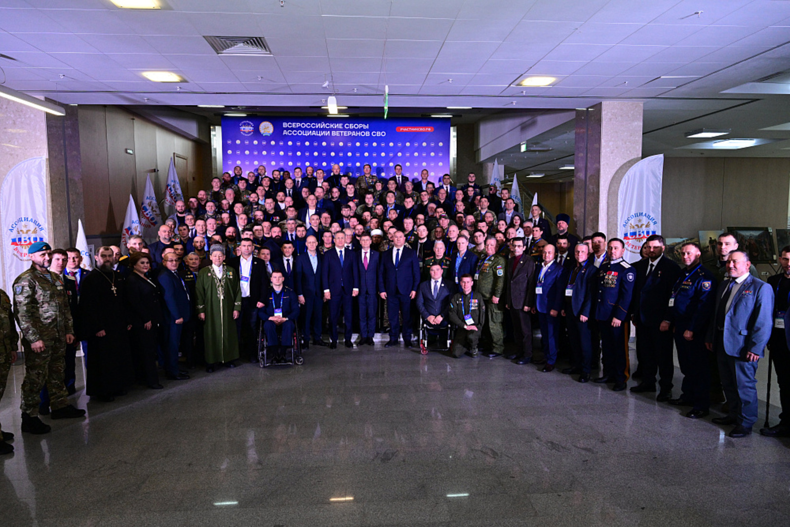 Живой пример: как герои СВО учат детей любить Родину