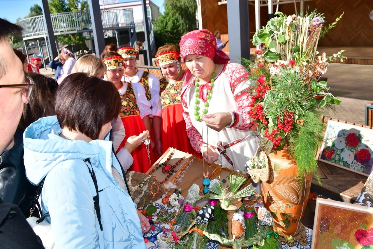 Как в Янауле отметили День национального костюма
