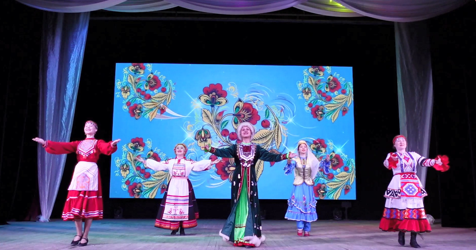 В Башкирии сегодня отмечают День национального костюма народов республики