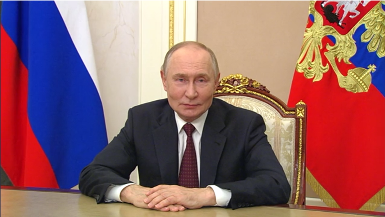 Владимир Путин поздравил учителей с их профессиональным праздником