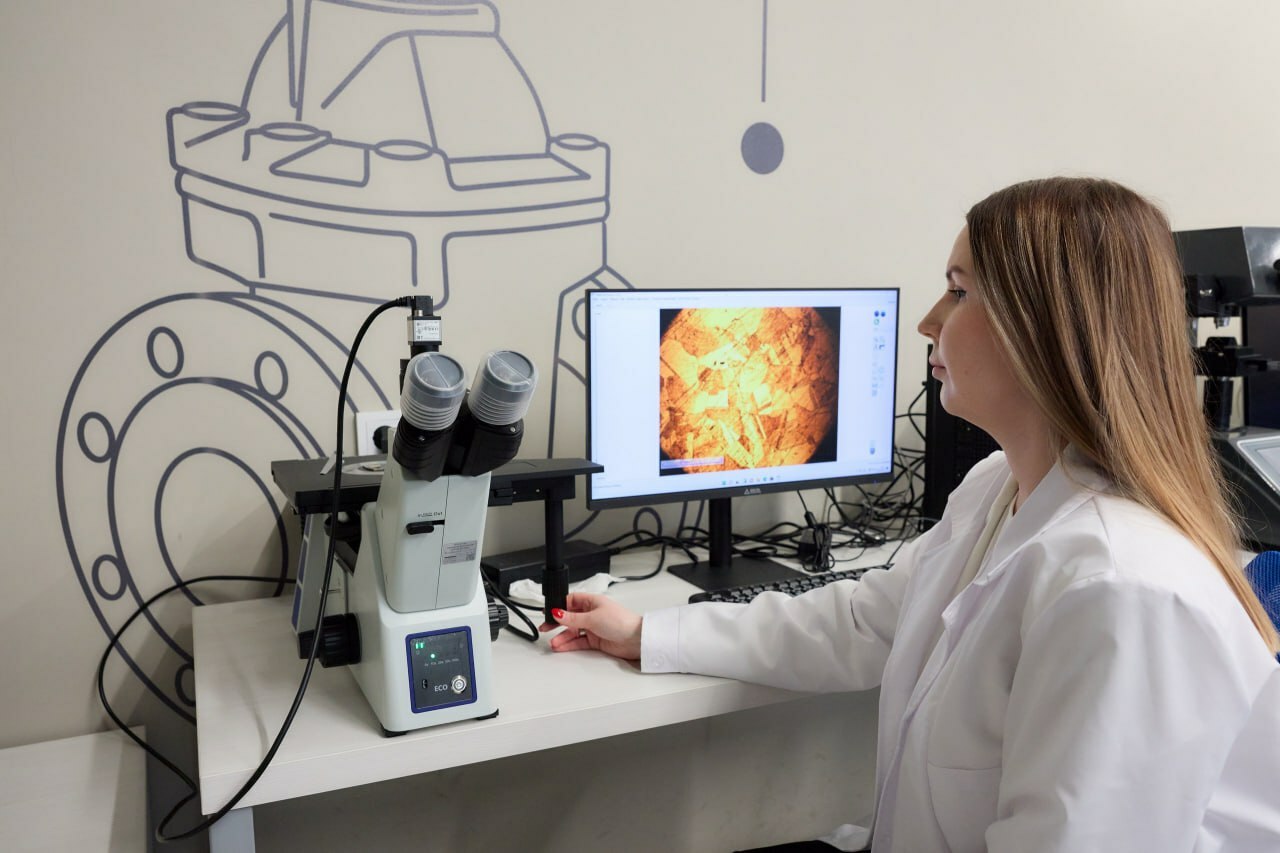 УГНТУ открыл современную лабораторию по металловедению