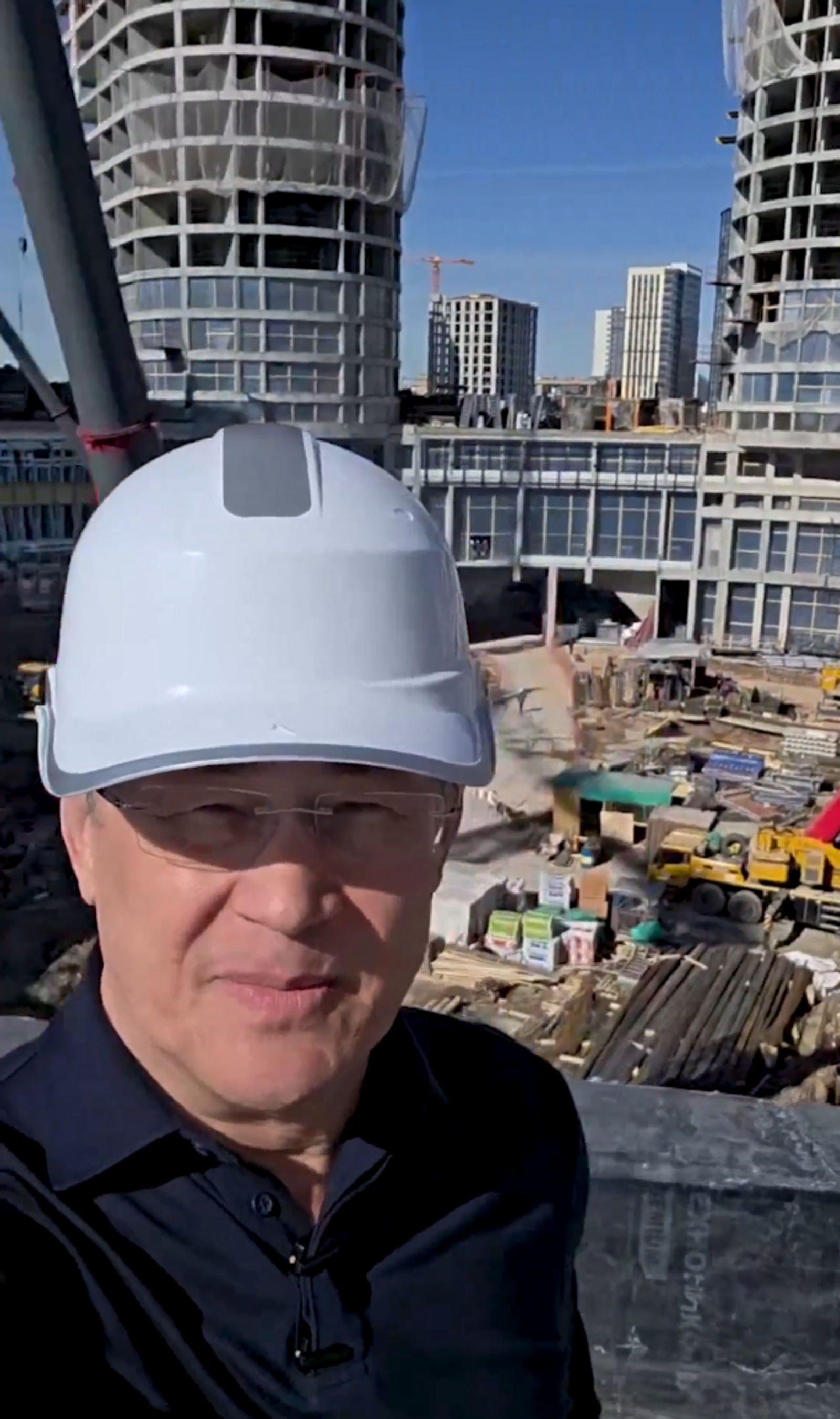 скриншот видео соцсети Радия Хабирова Радий Хабиров показал, как идет строительство Межвузовского кампуса