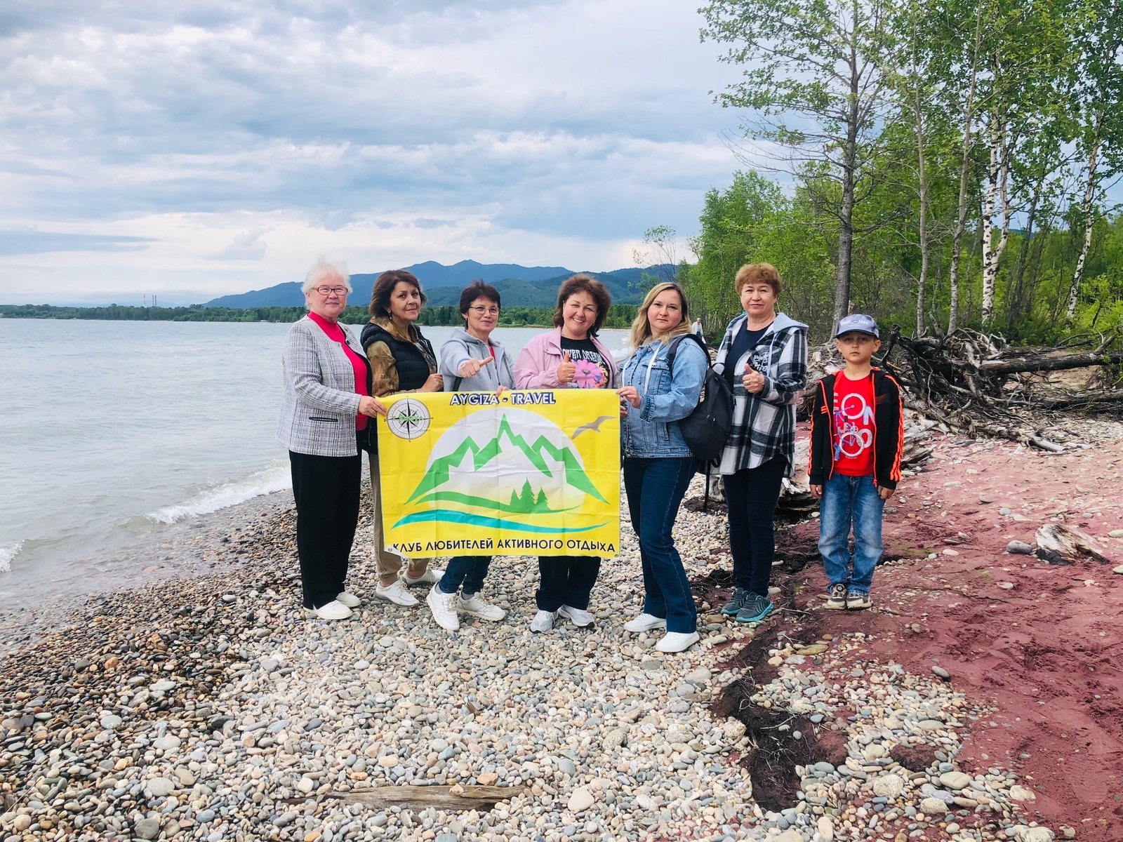 Янаульцы этим летом отдохнули на берегу Байкала