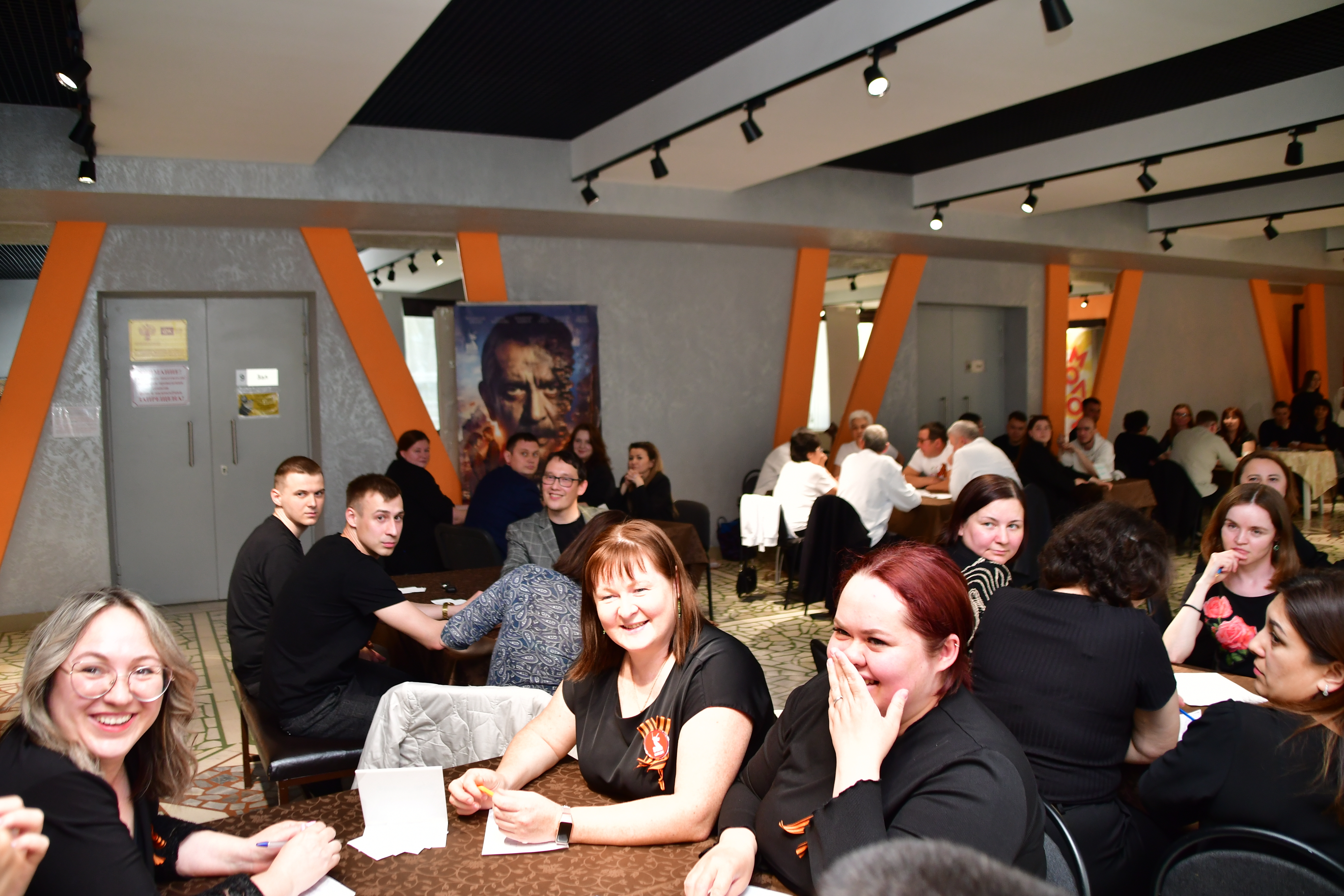 В Янауле прошла  интеллектуальная игра «Что? Где? Когда?»