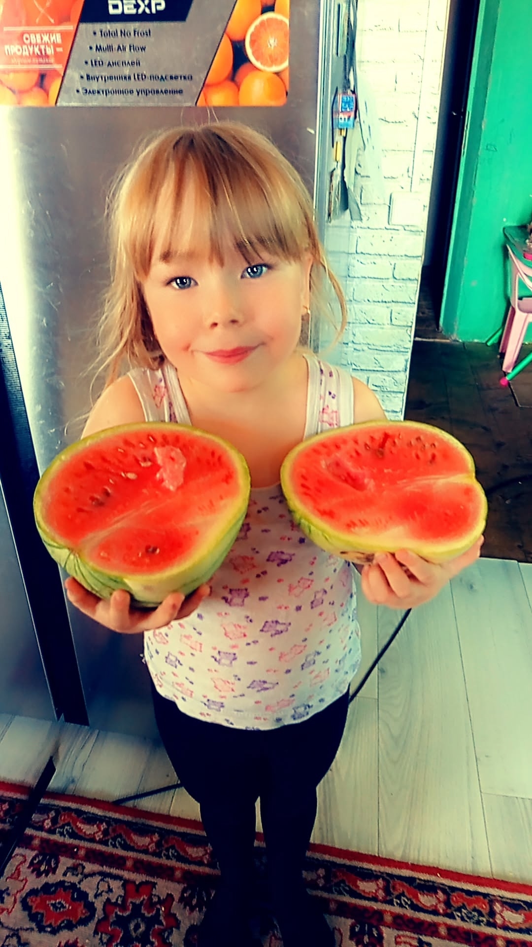 Сладкий арбуз с огорода Сухановых