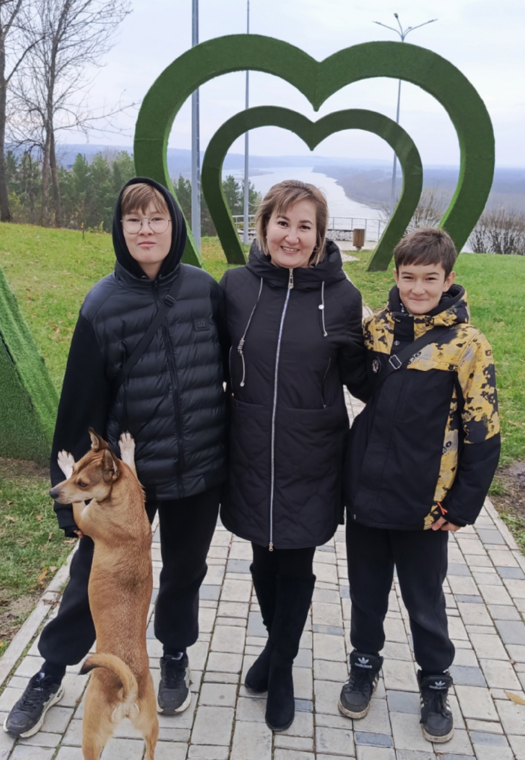 Мамина улыбка, любовь и забота делают нашу жизнь ярче и счастливее