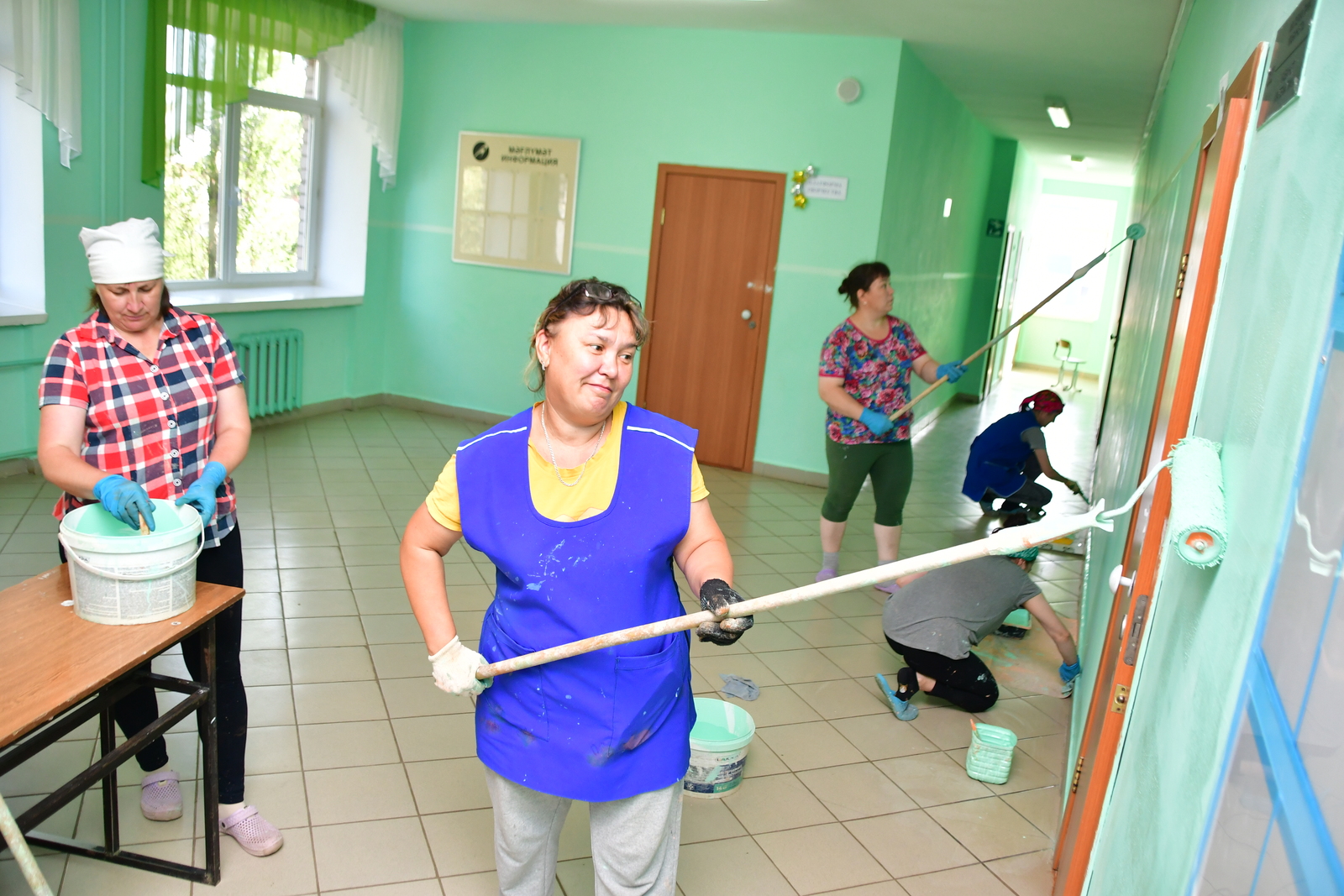 Рустам Сангов  Ремонт гимназии в Янауле