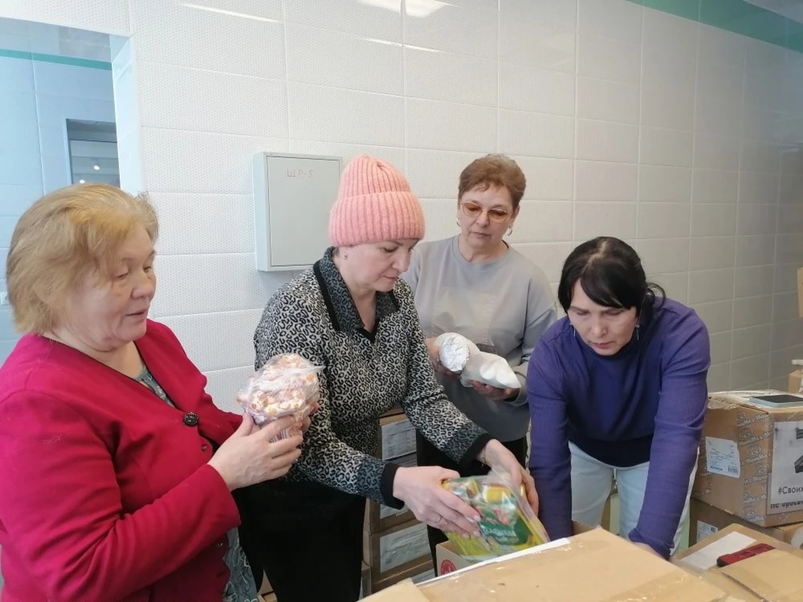 На северо-западе Башкирии матери и жены погибших Героев помогают фронту