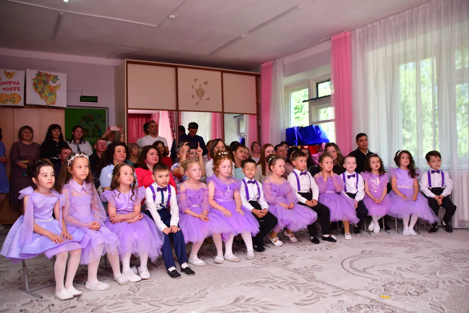 Каждый их смех, улыбка, и каждое «а почему?» навсегда останутся в наших сердцах