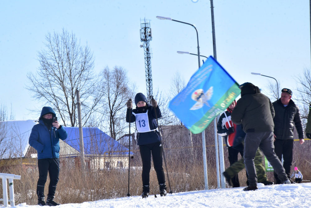 В Башкирии прошла лыжная гонка в память о подвиге 6 роты псковских десантников