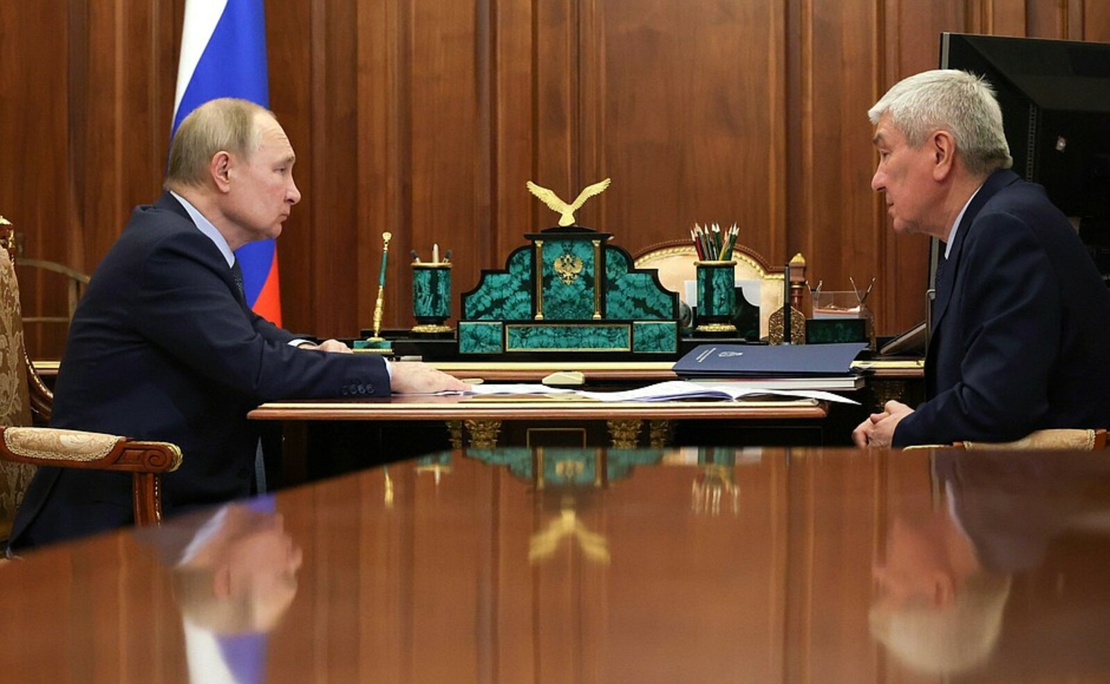 Владимир Путин: встреча с главой Росфинмониторинга Юрием Чиханчиным